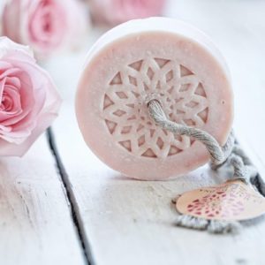Savon solide rose